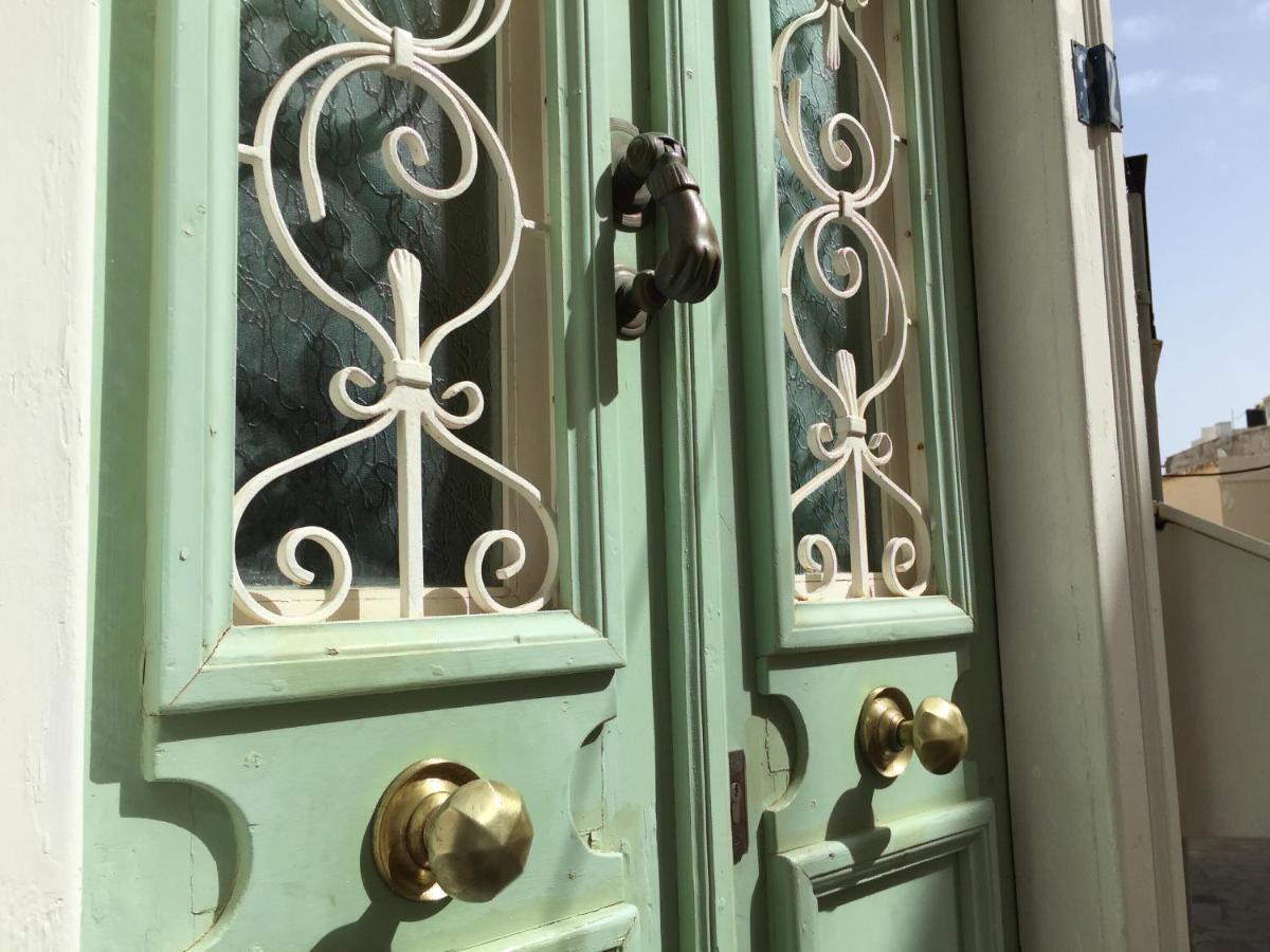 ארמופוליס 1872 - Agnes, Cozy Stony Apartment With Balcony מראה חיצוני תמונה